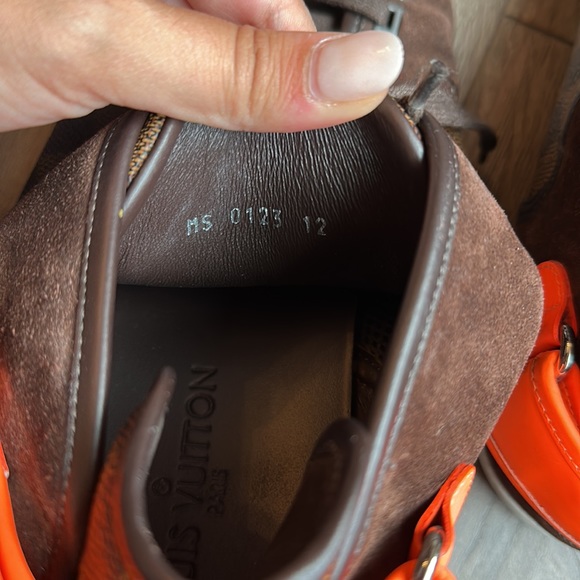 Louis Vuitton Men’s sneaker - Picture 10 of 10